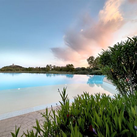 Veridia Resort Sardinia, A Member Of Radisson Individuals (Adults Only) Chia Zewnętrze zdjęcie