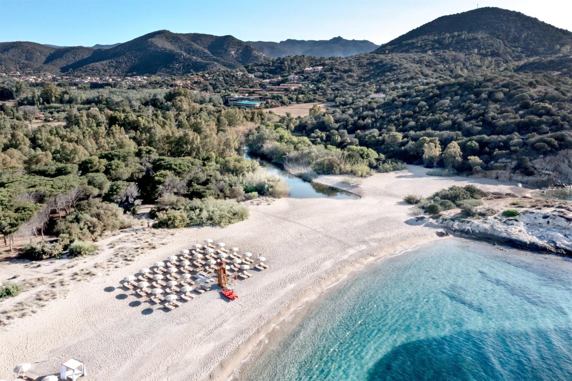 Veridia Resort Sardinia, A Member Of Radisson Individuals (Adults Only) Chia Zewnętrze zdjęcie